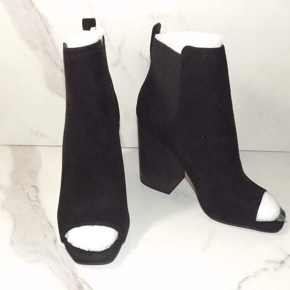 Qupid Chandler-56 Black Peep-Toe Block Heel Booties – NWOT - Picture 4 of 10